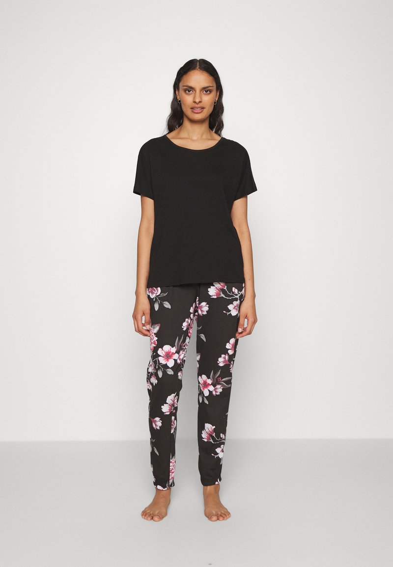 LASCANA - VIVANCE DREAMS BY LASCANA VD HORTENSIA - Pyjamas - black, Enlarge