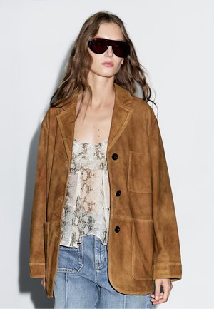 Massimo Dutti WITH POCKETS - Manteau court - camel