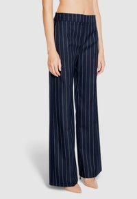 Rinascimento CFC - Pantaloni - blue