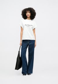 KARL LAGERFELD SIGNATURE - Trükipildiga T-särk - white