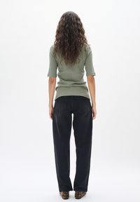 InWear Paprasti marškinėliai - agave green
