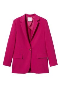 Blazer rose vif pour femme à un bouton, avec revers crantés et poches à rabat, présenté sur fond blanc.