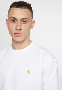 Carhartt WIP CHASE - Hosszú ujjú felső - white