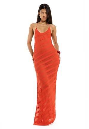 Jaded London NOIR MAXI DRESS - Strikkjoler - coral