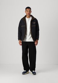 Billabong GNARALOO JACKET - Parca - stealth