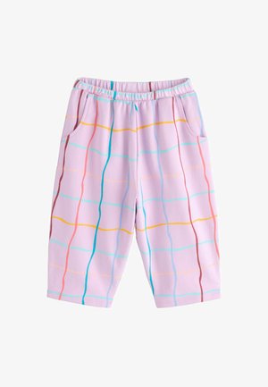 Lavendelshorts mit einem elastischen Bund, vorderen Taschen und mehrfarbigen vertikalen und horizontalen wellenförmigen Streifen in Pastelltönen.