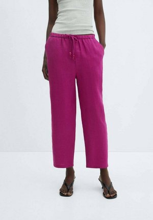 Fuchsia linnen broek met een ontspannen pasvorm, voorzien van een elastische tailleband en een verstelbare trekkoord. Inclusief zijzakken en een recht model.