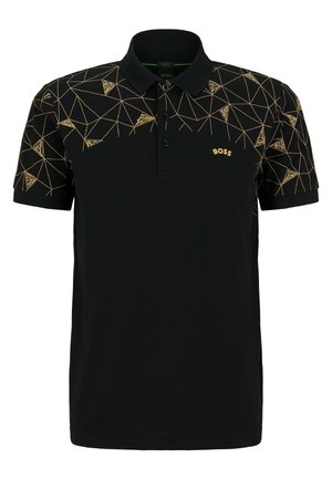 Schwarzes Poloshirt mit geometrischen goldenen Linienmustern auf Schultern und Ärmeln, dreiknöpfige Knopfleiste und "BOSS"-Logo auf der linken Brust.