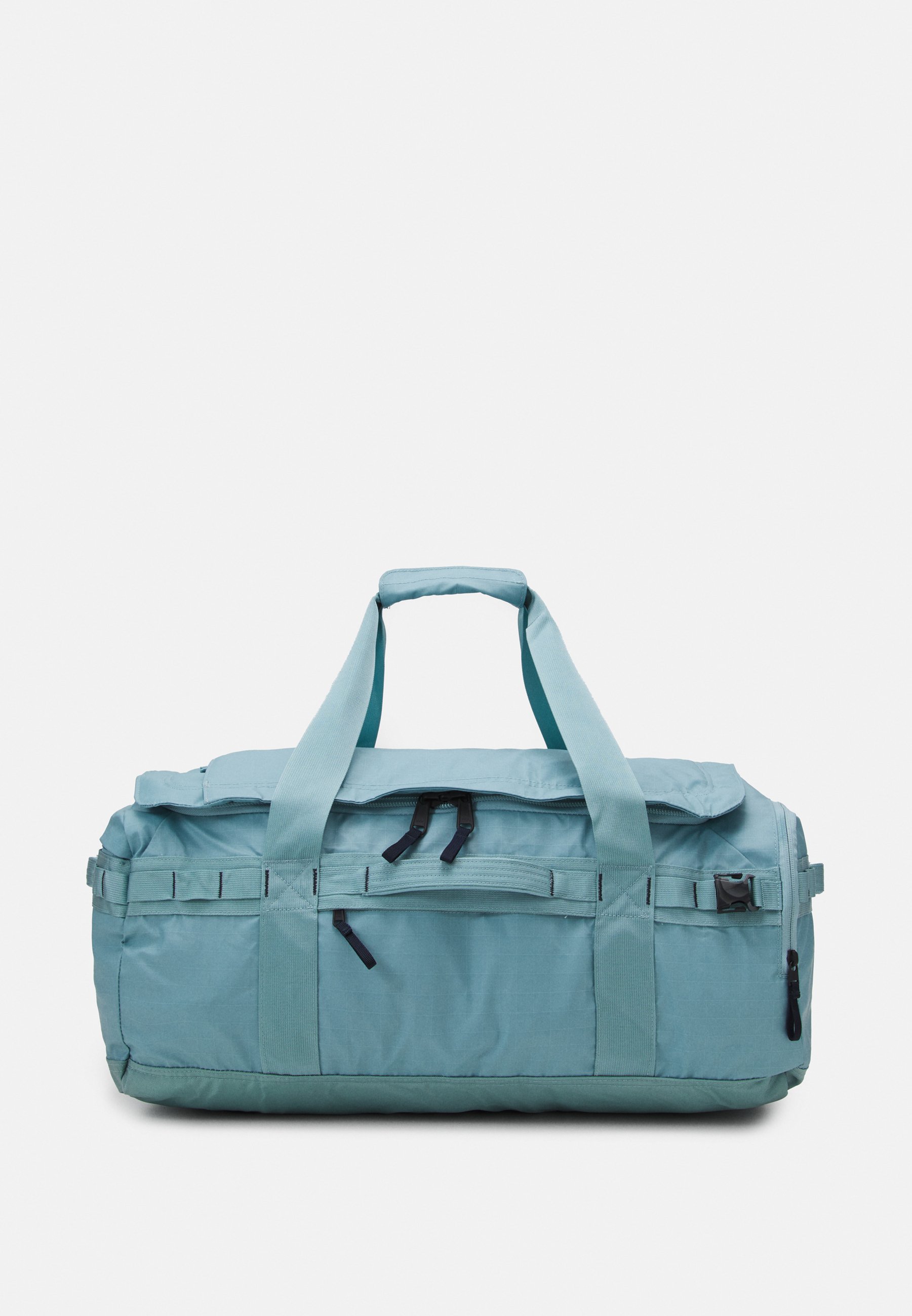 The North Face Base Camp Voyager Duffel Unisex Rucksack Tourmalineblu Aviatornavy Light Blue Zalando De The North Face Base Camp Voyager Duffel Unisex Rucksack Tourmalineblu Aviatornavy Light Blue Zalando De