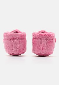 UGG BIXBEE AND LOVEY UNISEX - Tøfler - bubblegum