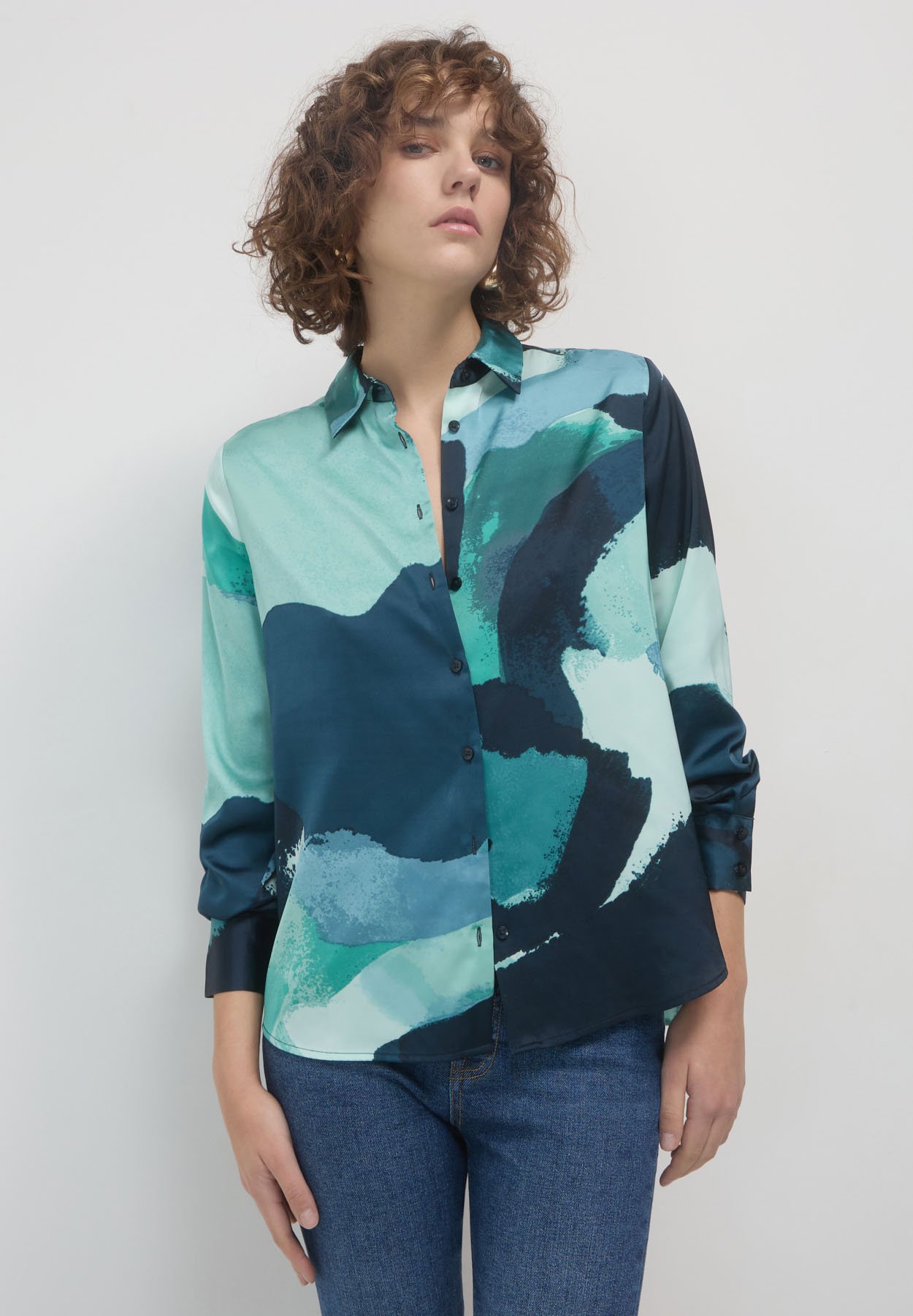 Camicia In Raso Donna Beluring Con Colletto Alto E Nodo - Maniche Lunghe, Eleganza Da Ufficio O Serata