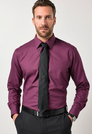 CHEST POCKET COLLAR & COMFORT FIT EASY IRON  - Chemise - berry