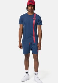 Lonsdale NORMALE PASSFORM INVERBROOM - T-shirt z nadrukiem