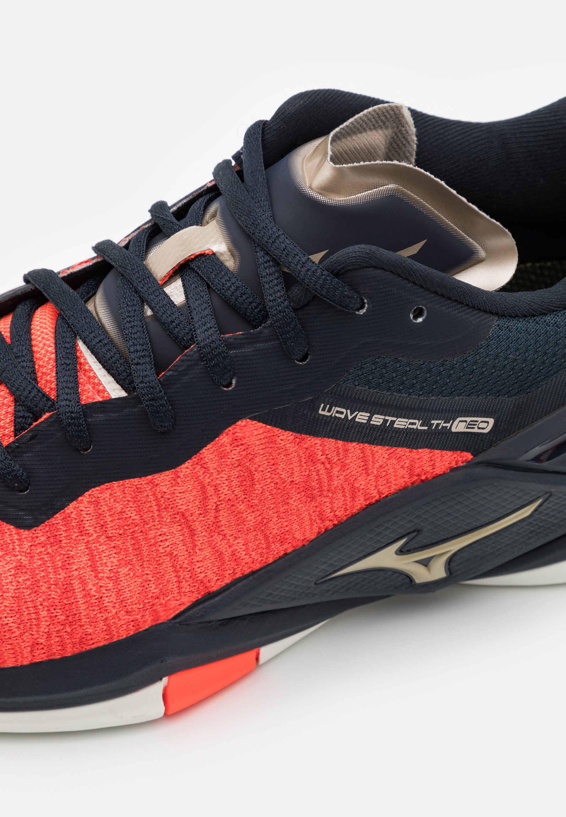 mizuno wave stealth neo red