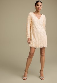 Next LONG SLEEVE V-NECK - REGULAR FIT - Koktel haljina / svečana haljina - pastel pink