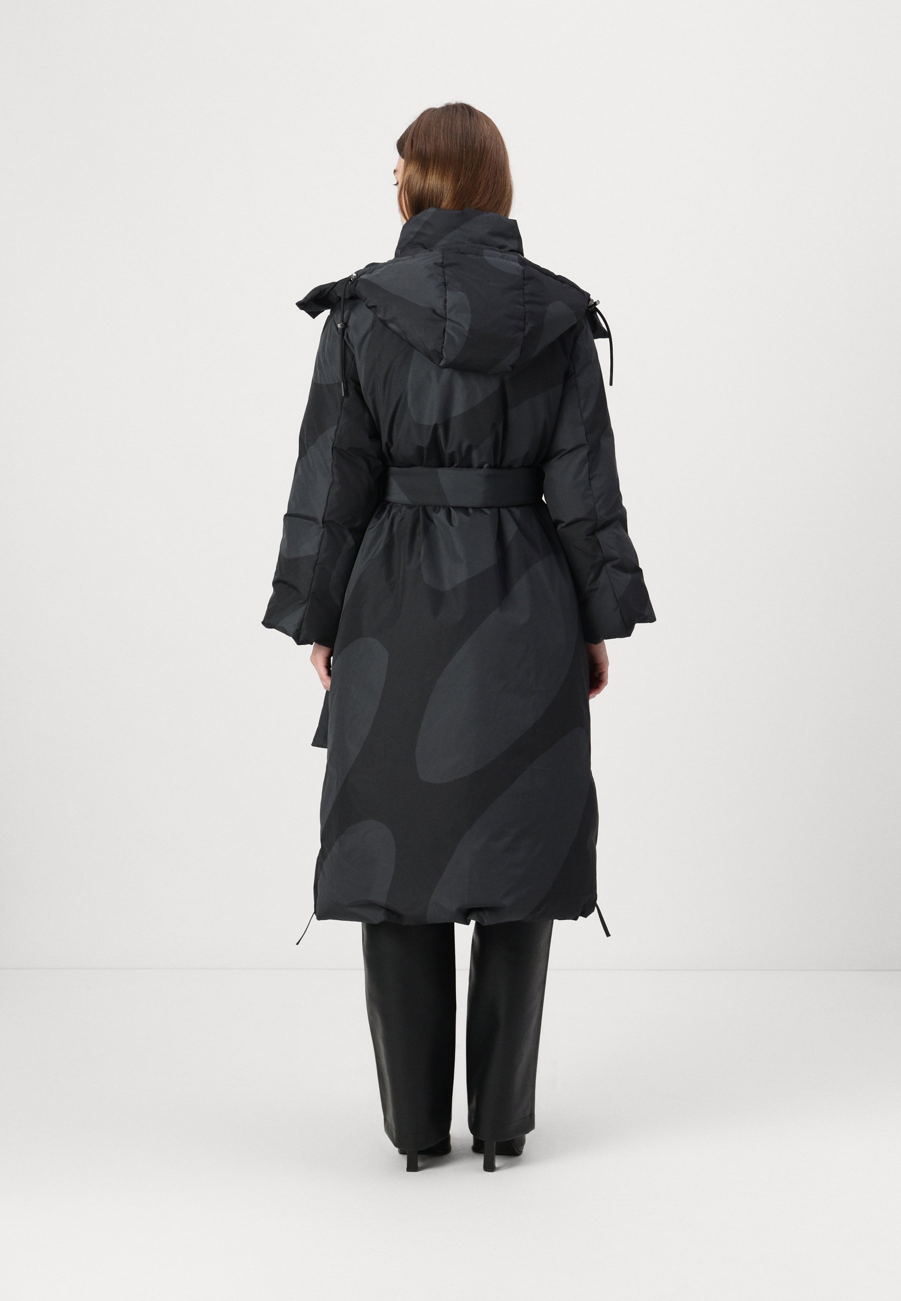marimekko】Suoja Linssi ダウンコート (marimekko/ダウン