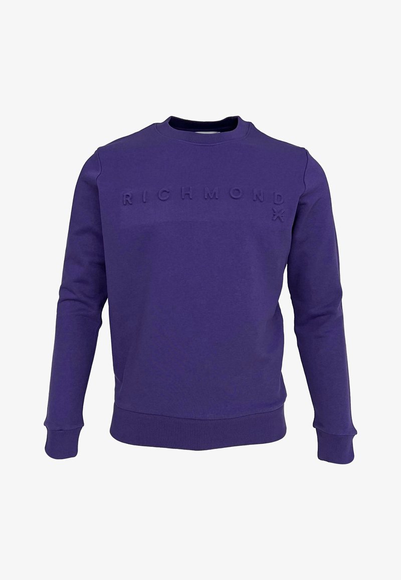 Sweat-shirt violet à manches longues et col rond, avec le mot "RICHMOND" embossé sur la poitrine, et des poignets et un ourlet côtelés.