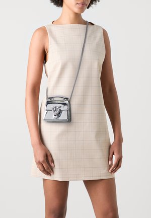 Pinko LOVE ONE TOP HANDLE MICRO - Handtasche - argento/nickel lucido