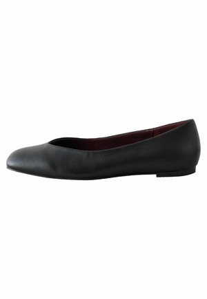 Balerini - new black