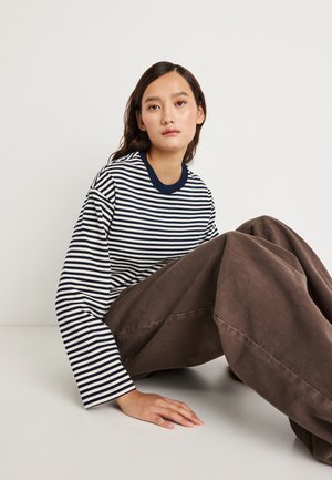 BASIC LONG SLEEVE TEE - Topper langermet - sky captain