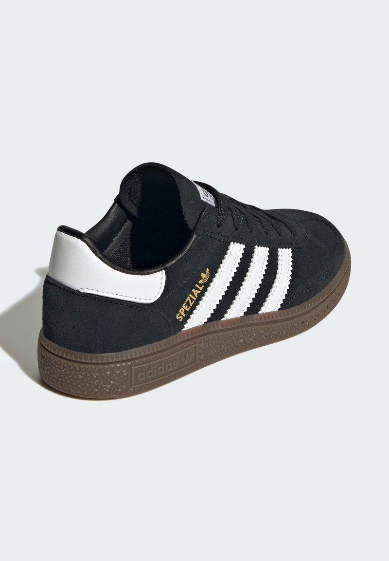 adidas gazelle silver green womens Men's adidas Originals Handball Spezial Shoes