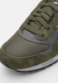 Saucony SHADOW 5000 UNISEX - Trainers - green/gray
