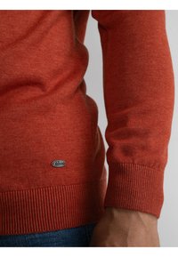 Petrol Industries - Sweter