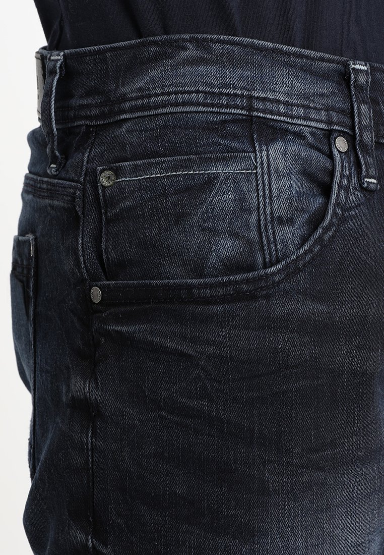 Uomo Jeans a sigaretta Uomo Jeans a sigaretta