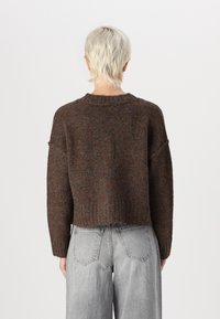 Vero Moda VMINGRID V-NECK - Casaco de malha - chocolate torte
