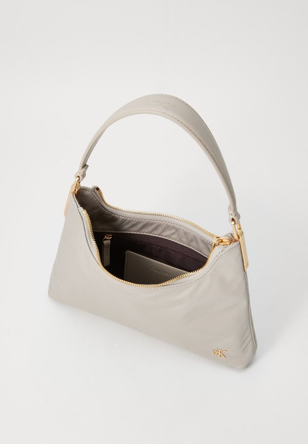 SMALL SHOULDER BAG - Handbag - chateau4