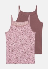 Due canotte: una di color mauve uniforme e l'altra con un leggero motivo floreale rosa, caratterizzate da spalline sottili e una consistenza morbida e liscia.
