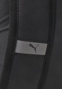 Puma PHASE   - Rugzak - black/golden
