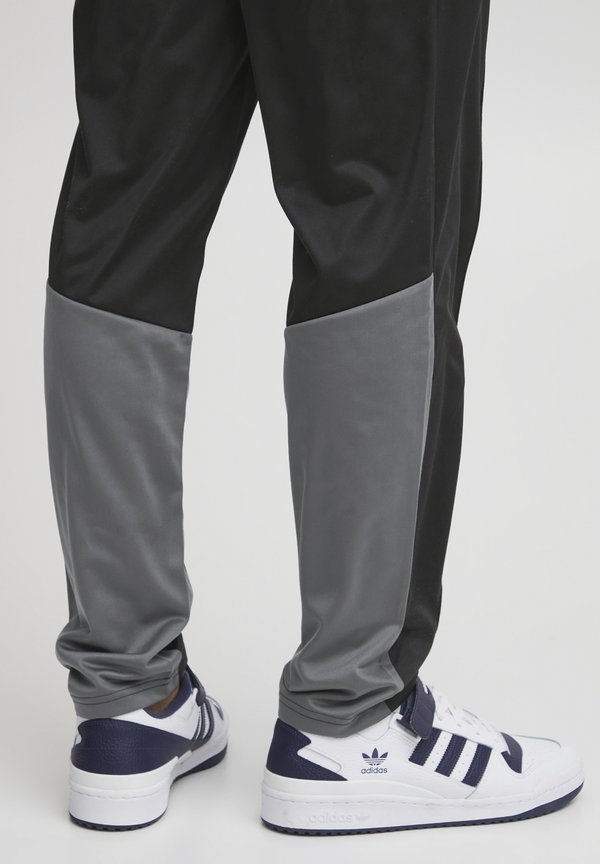 SDIZAYAH REGULAR FIT - Tracksuit bottoms3