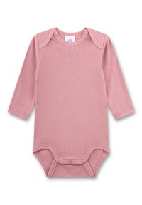 Lange mouw baby romper in zachtroze katoen, met een ronde halslijn en drukknoopsluiting aan de onderkant voor gemakkelijk aankleden.