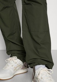 Carhartt WIP PANT COLUMBIA  - Kapsáče - cypress rinsed