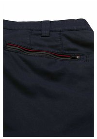 Meyer B ARRAN - Shorts - dunkelblau