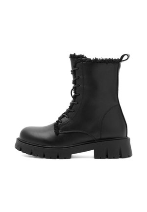 INSULATED - Stivaletti stringati - black