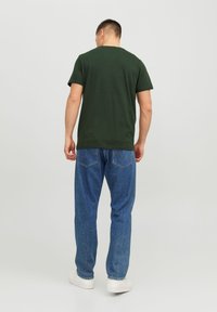 Jack & Jones JJECORP LOGO TEE PLAY O NECK - Marškinėliai su spaudiniu - mountain view