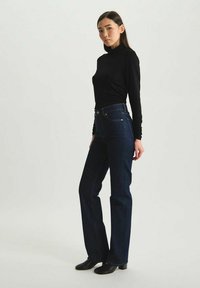 INES DE LA FRESSANGE NEIL EN - Jean droit - blue navy