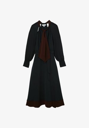 Vestido midi de manga larga negro con cuello, puños, dobladillo marrón y un lazo en el escote sobre un fondo blanco liso.