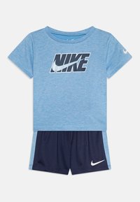 Nem kiválasztott, midnight navy