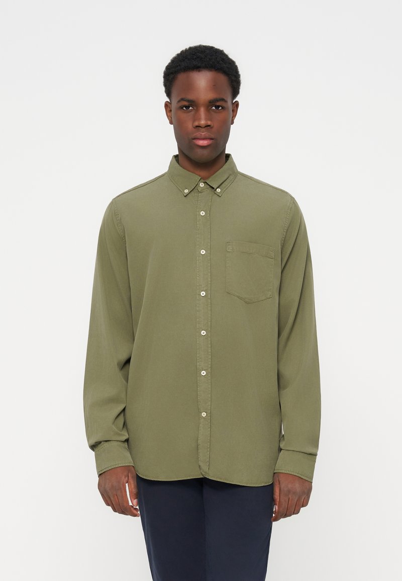 Camisa