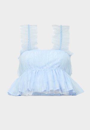 Rochie bleu deschis cu un tiv peplum volan, caracterizată printr-un material transparent și bretele late și volanate. Suprafața texturată adaugă profunzime și interes.