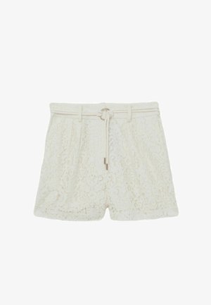 Valged pitsist lühikesed püksid, millel on dekoratiivne vöö metallrõngaga ja reguleeritavate paeltega, mis näitavad kogu pinna ulatuses lillemast pitsimustrit.