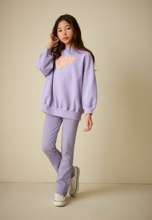 Next, REGULAR FIT - SWEATSHIRT AND FLARE LEGGINGS SET  . - Sweatshirt - lilac purple