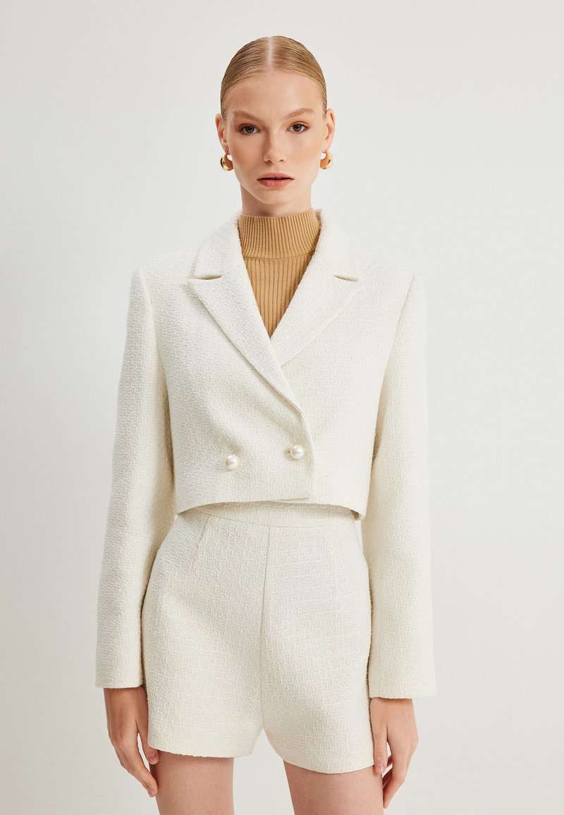 Koton CROP - Blazer - off white