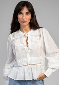 AN'GE SYNDIOU - Blouse - blanc