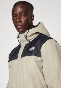 The North Face M ANTORA JACKET - Hardshell-jope - clay grey/black