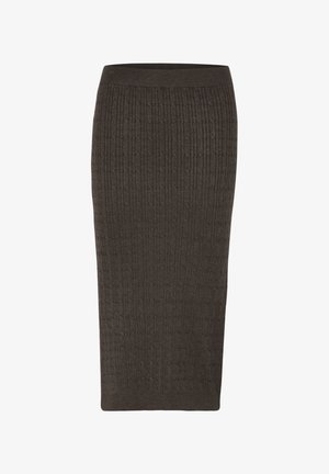 Fustă midi ribbed de culoare maro închis, cu un model texturat și talie elastică, concepută pentru a oferi o siluetă ajustată și realizată dintr-un material moale.