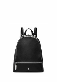 Czarna skórzana plecak z zaokrąglonym wierzchem, srebrnymi elementami i przednią kieszenią na zamek błyskawiczny. Teksturowana powierzchnia z regulowanymi ramiączkami.